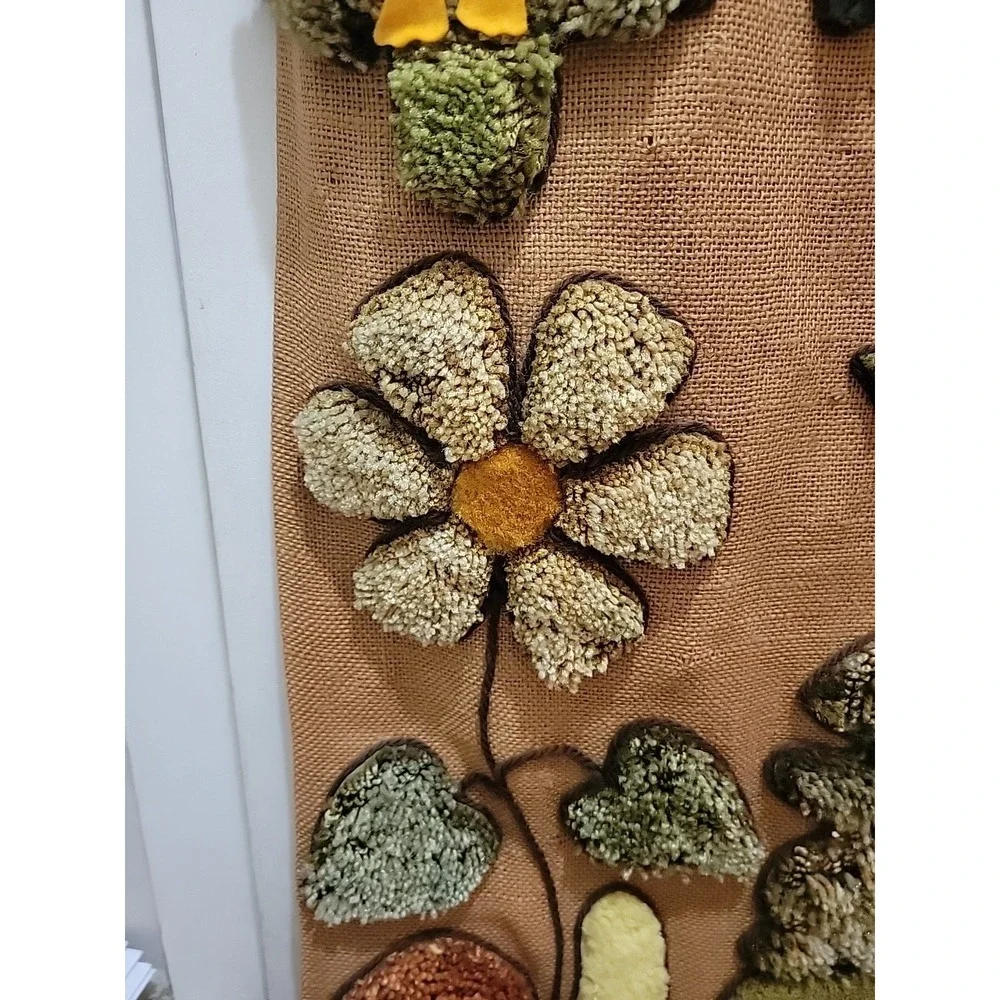 VINTAGE LARGE BOHO WALL HANGING LATCH HOOK OWL BUTTERFLY FLOWERS 70'S 39